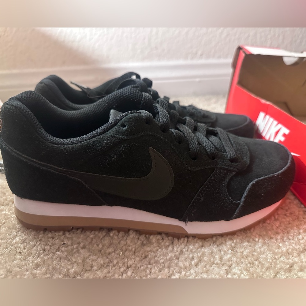 Nike MD Runner 2 SE